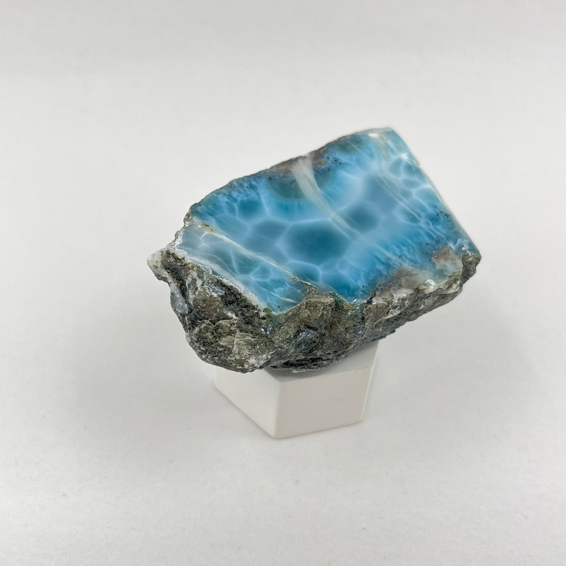 Larimar Raw stone #01