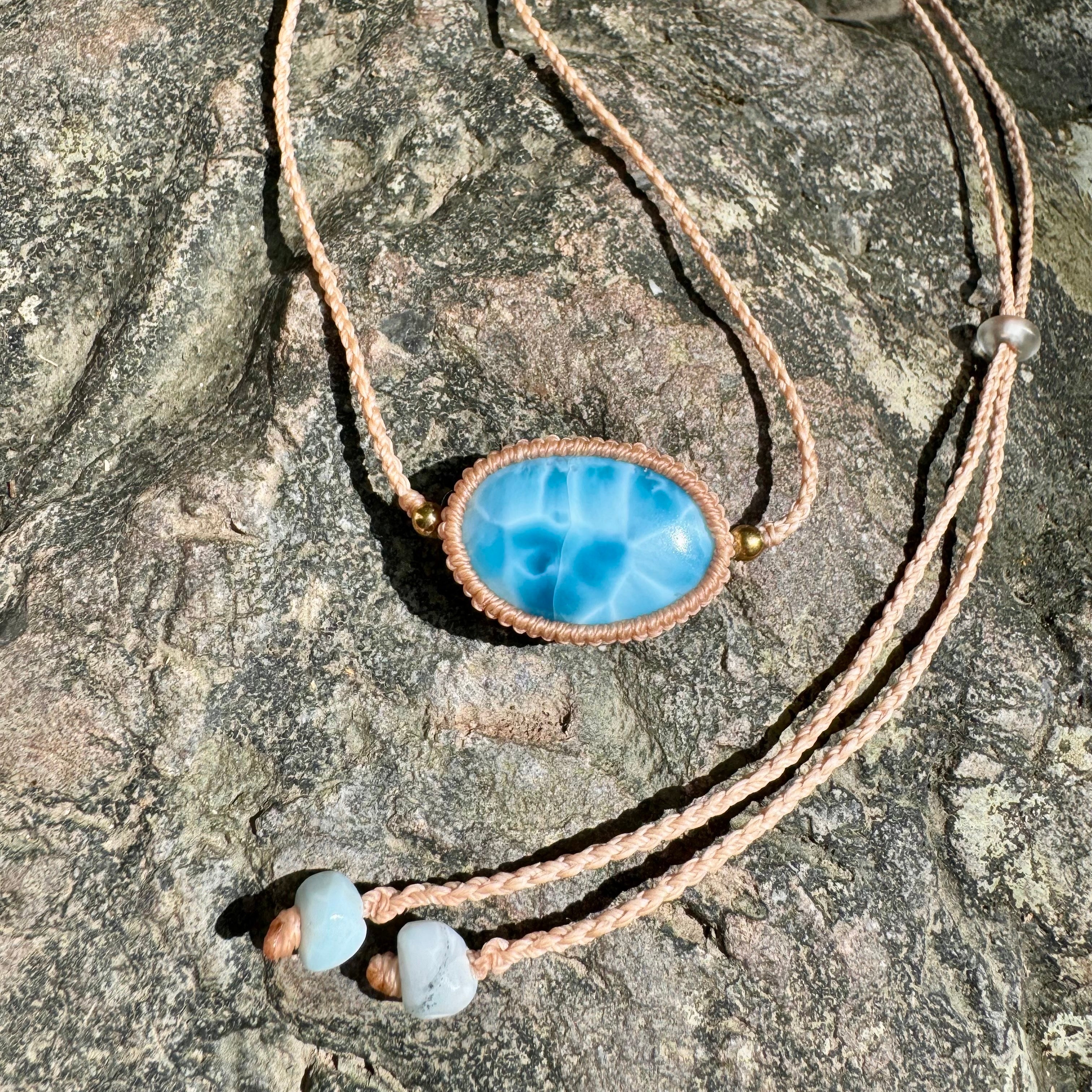 Hanasaka _ Macrame Necklace