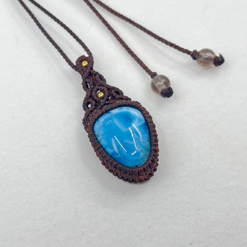 Tsukiakari _ Macrame Necklace